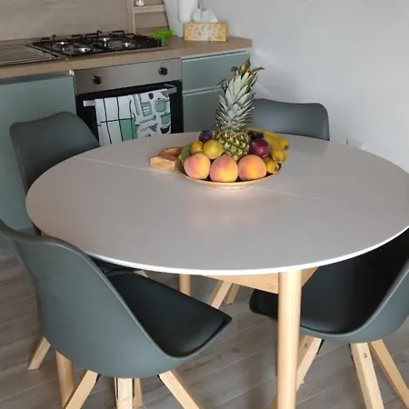 アパート La Mansarda