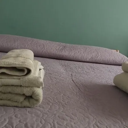 アパート La Mansarda Quarto (Naples)