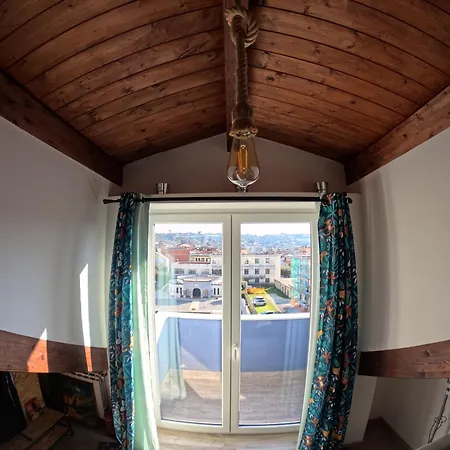 La Mansarda Apartment *